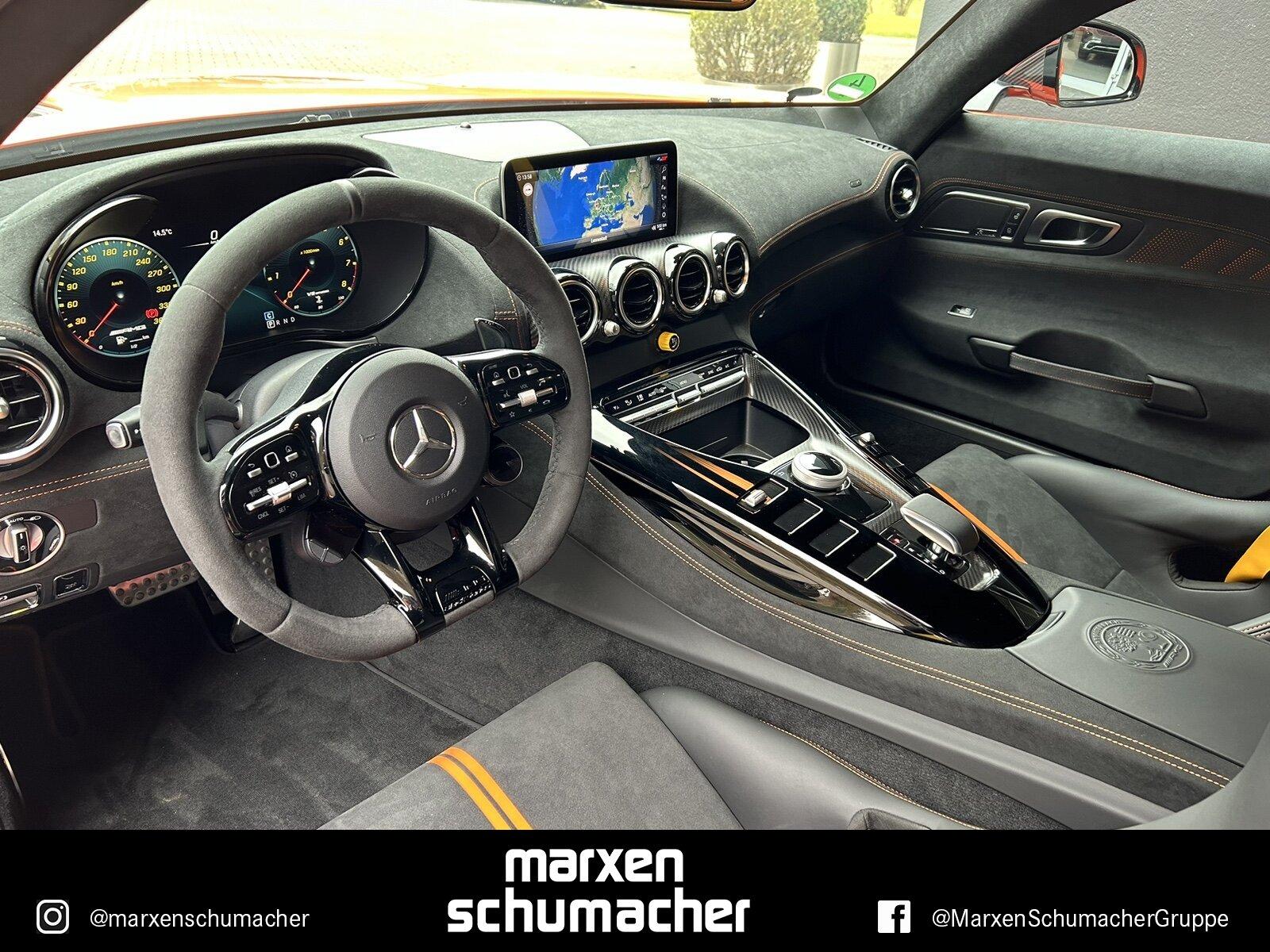Mercedes-Benz AMG GT Black Series Schalensitz+Carbon+Magmabeam