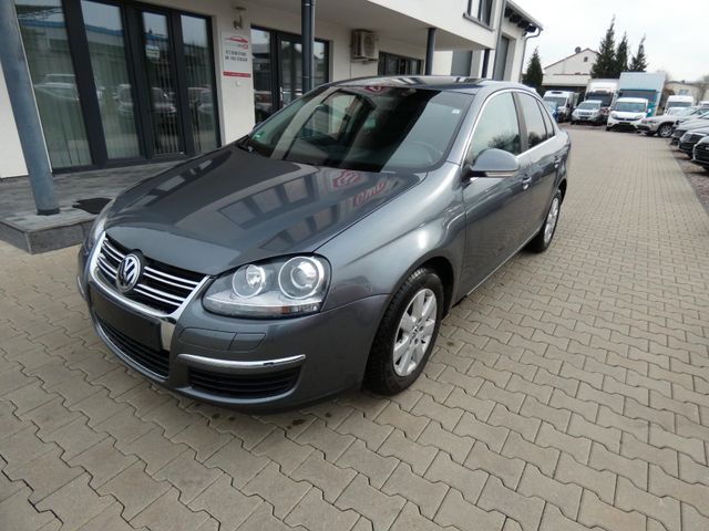 Volkswagen Jetta 1.4 TSI 103 kW Comfortline Klima Grau Met.