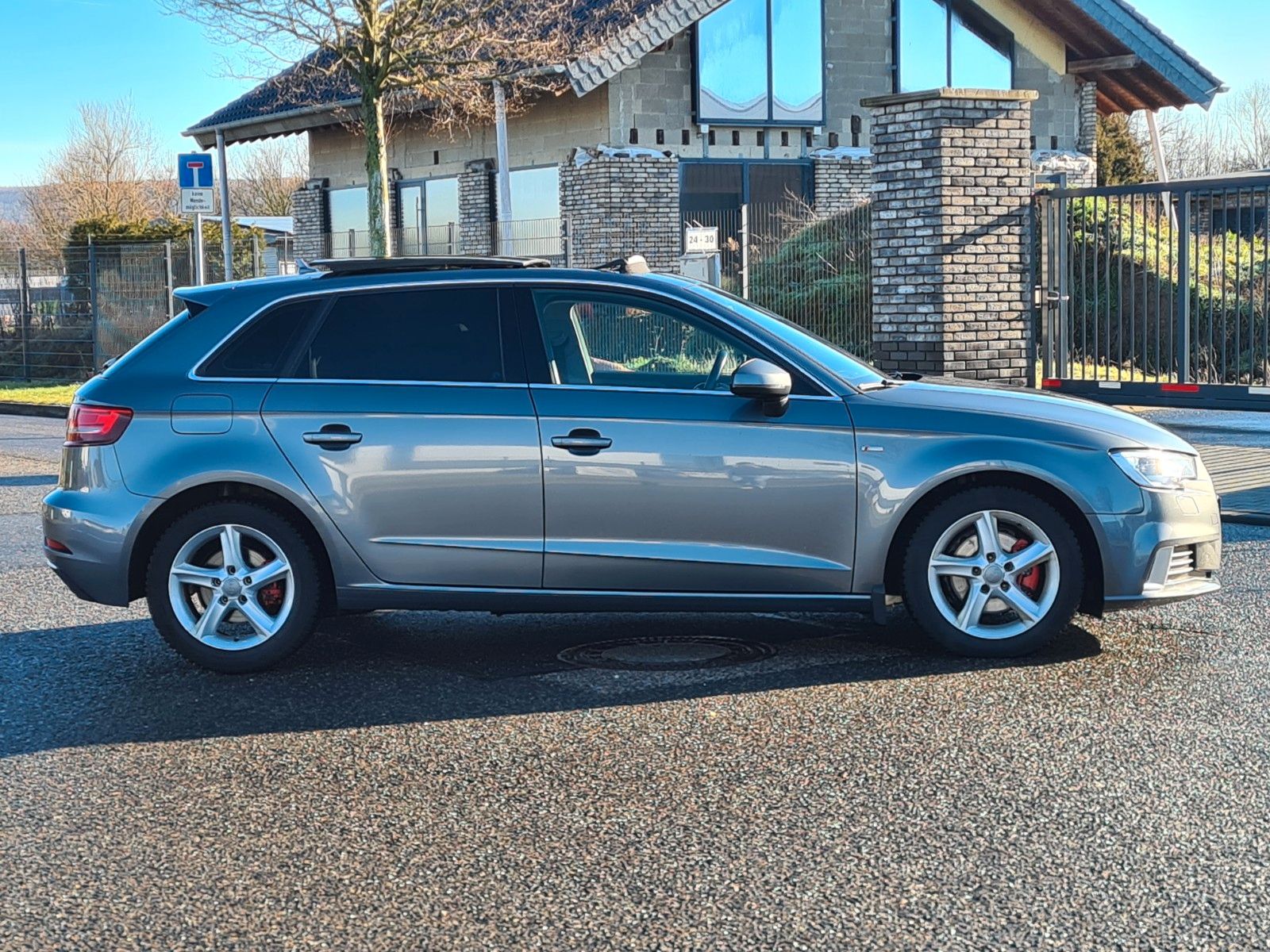Audi A3 Sportback S-Line*Autom.*Navi*Xenon* foto 6