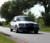 Mercedes-Benz Mercedes Benz W124 300E-24V Limousine H-Ke... - Mercedes-Benz 300: 300e 24