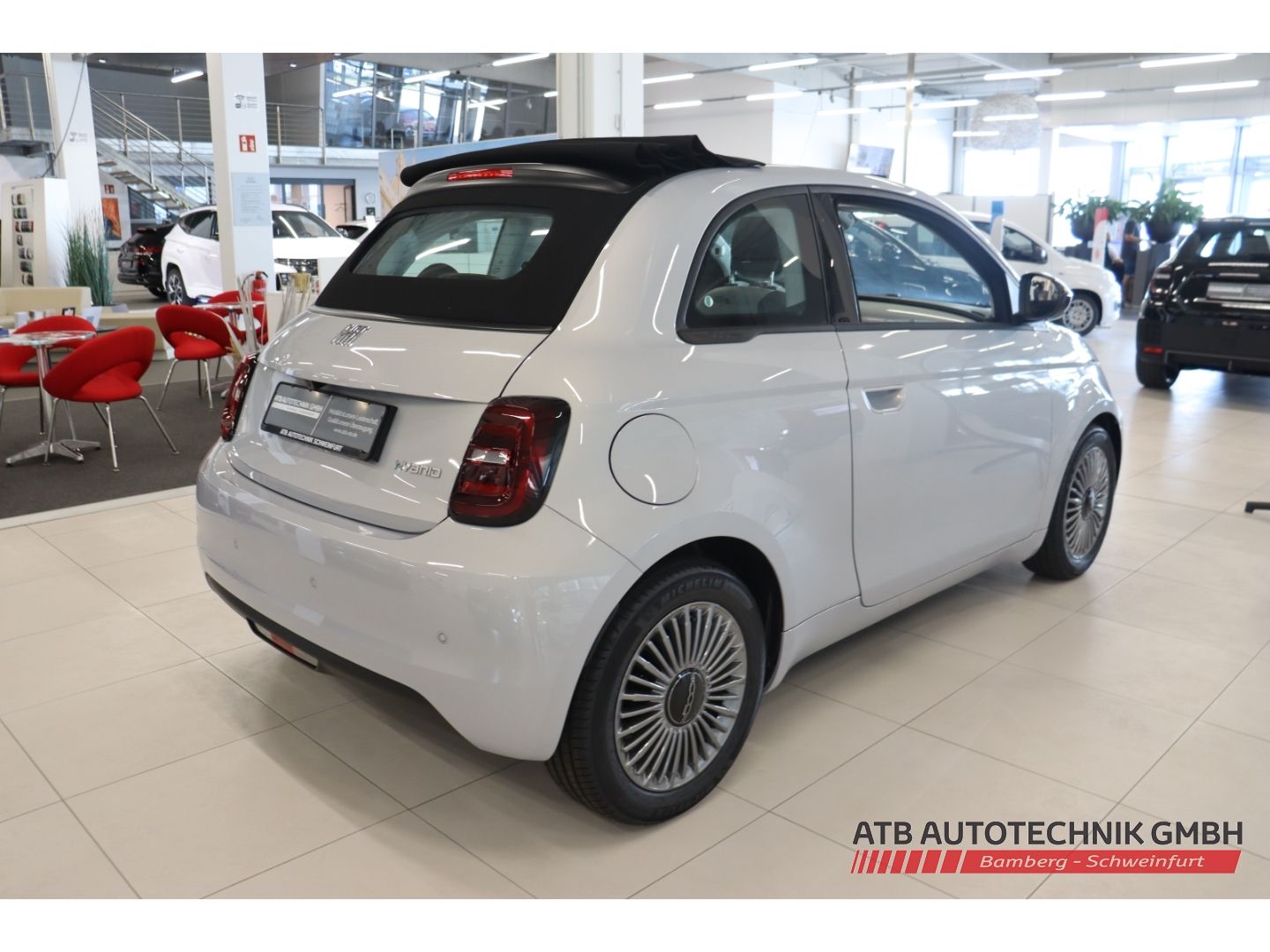 Fahrzeugabbildung Fiat 500C ICON + Komfortpaket Hybrid 1.0l PDC Rückfah