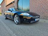 Jaguar XKR Coupé - - blaue Jaguar XKR