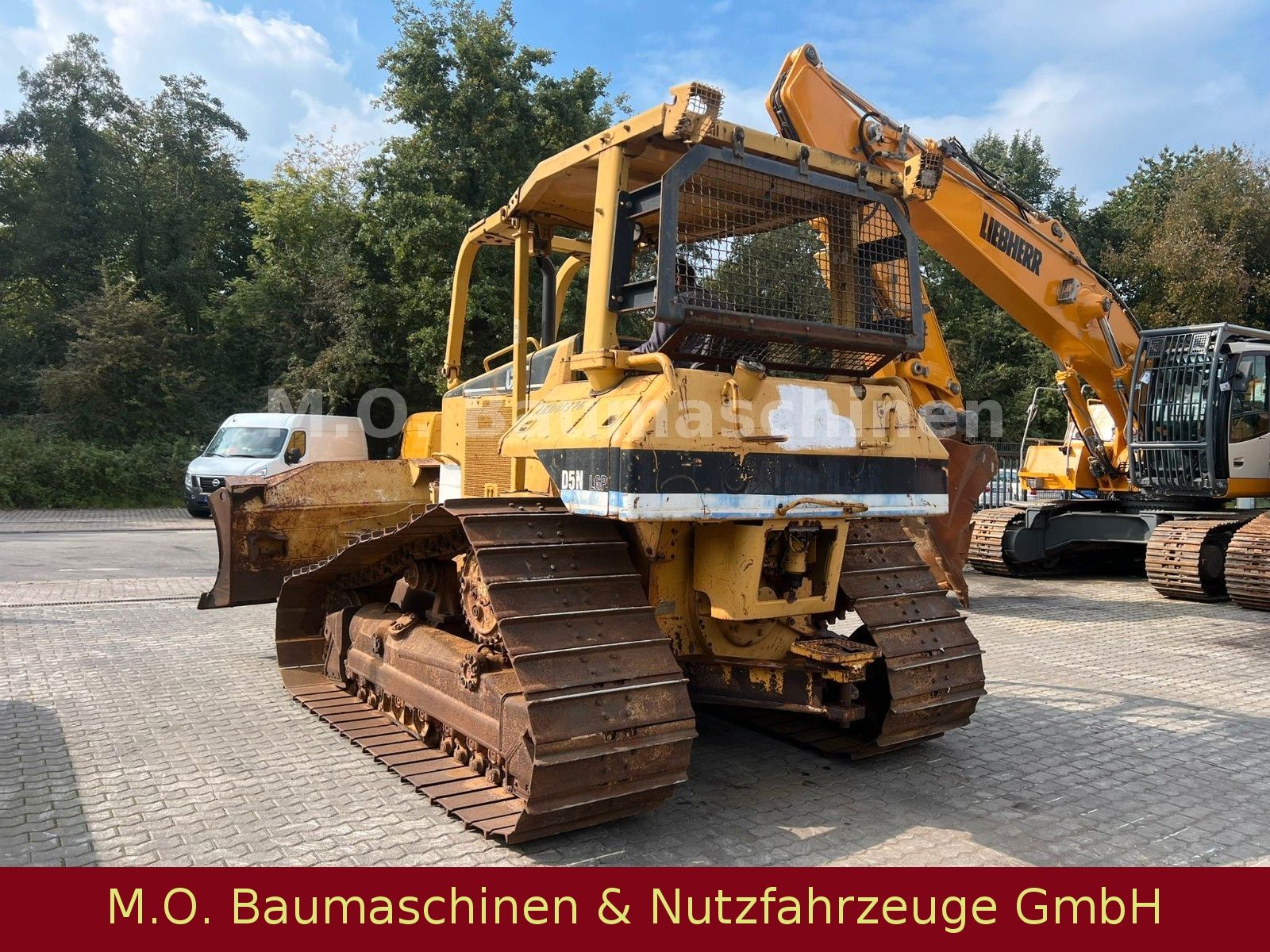 Fahrzeugabbildung CAT Caterpillar D 5 N LGP