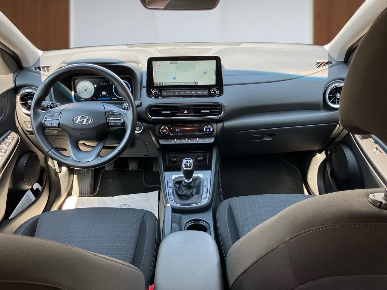 Fahrzeugabbildung Hyundai Kona Intro 1.0 T-GDI *LED*KAMERA*KRELL-SOUND*SHZ