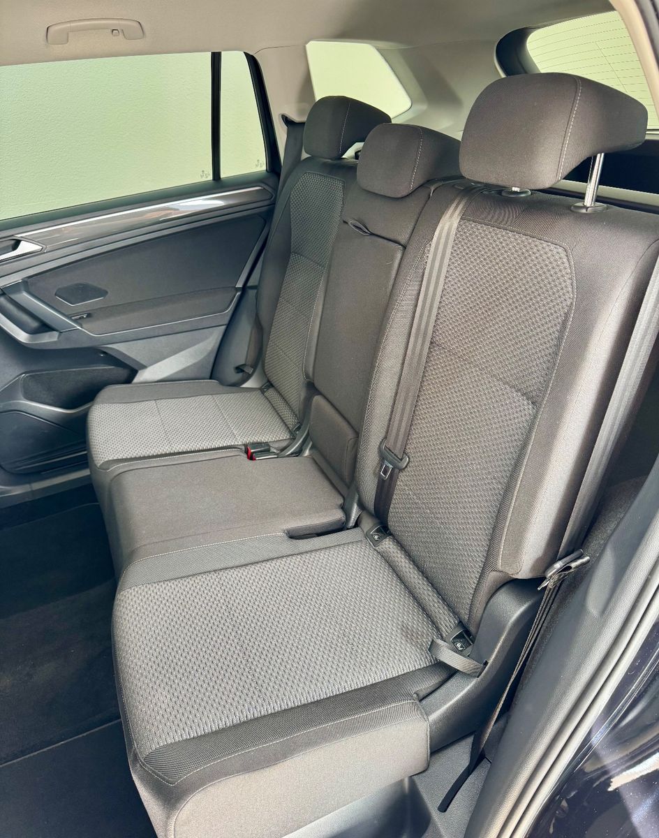 Fahrzeugabbildung Volkswagen Tiguan Allspace Comfortline 4Motion*Autom.*Navi*