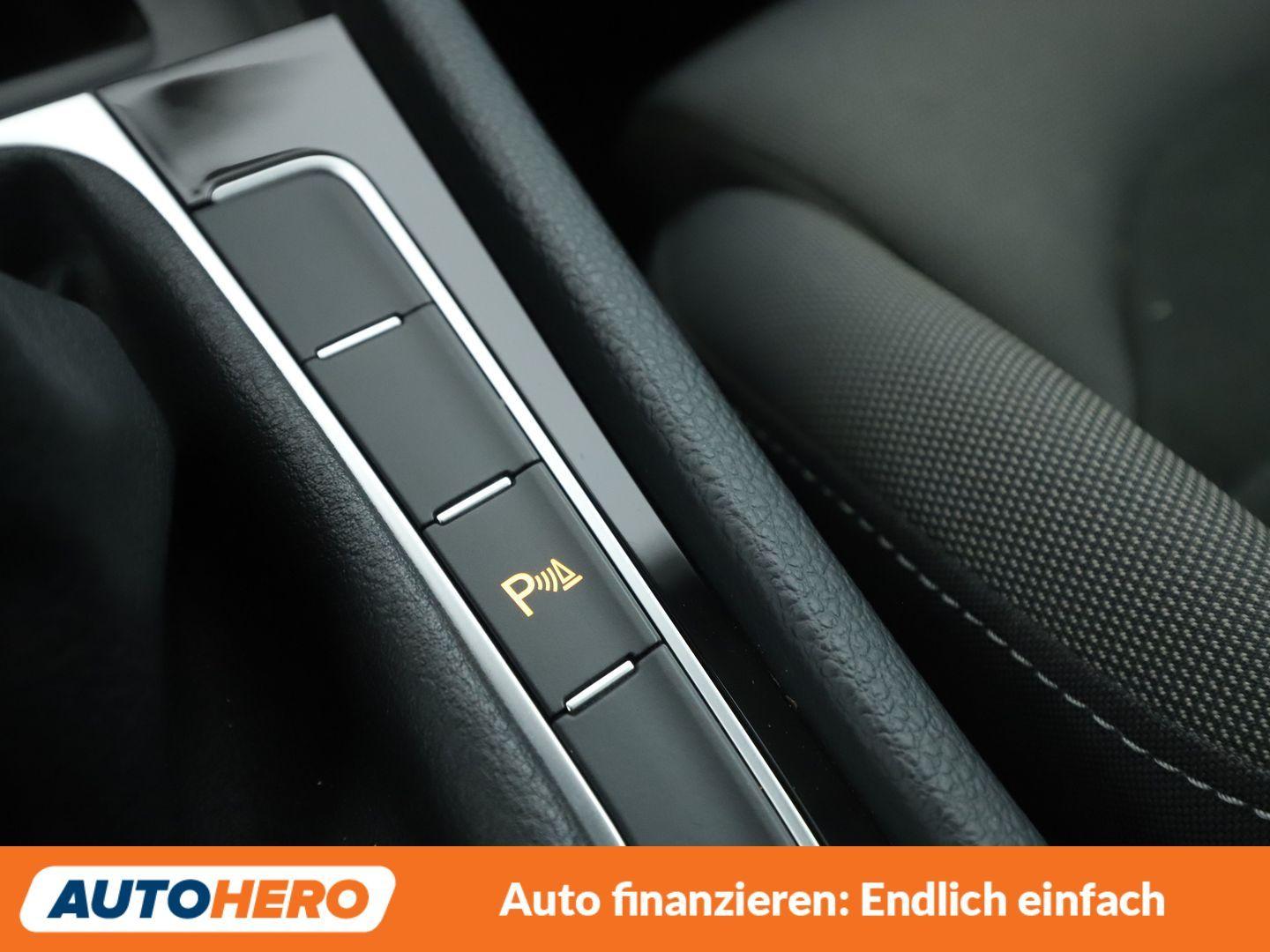 Volkswagen Golf VII 1.4 TSI Highline BlueMotion Tech*LED*
