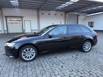Audi A4 - 1
