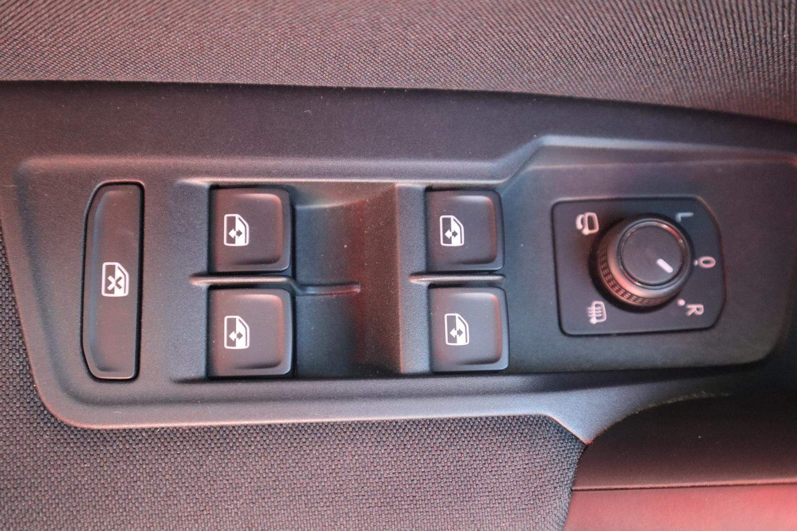 Volkswagen Tiguan 1.5 TSI Comfortline DSG LED Navi ACC AHK, миниатюра 21