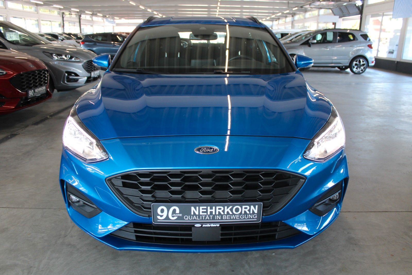 Fahrzeugabbildung Ford Focus ST-Line Turnier LED ACC DAB CAM WinterPak
