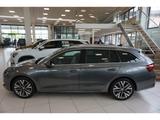 Skoda Octavia Combi 2.0 TDI Ultimate DSG Matrix Pano C - Skoda Octavia: Leder