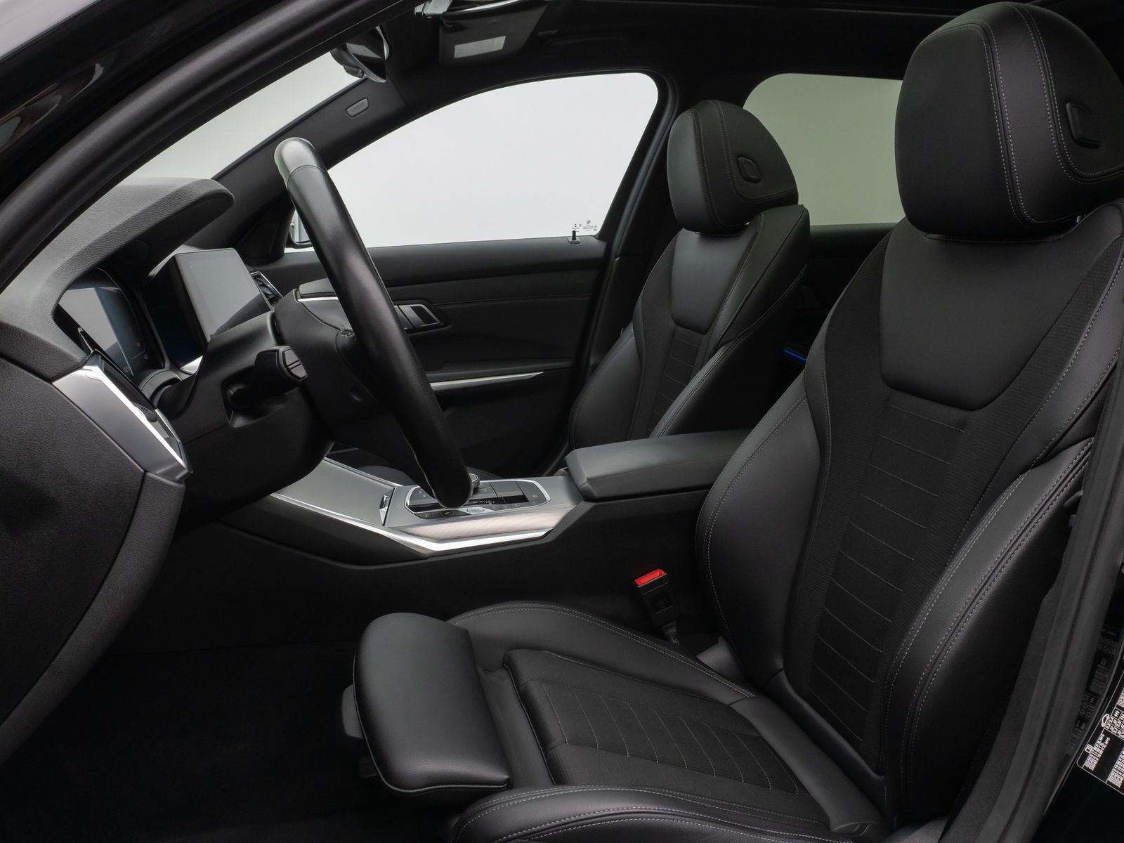 Fahrzeugabbildung BMW 320d Sport Line Panorama Laser HUD DAB HiFi AHK