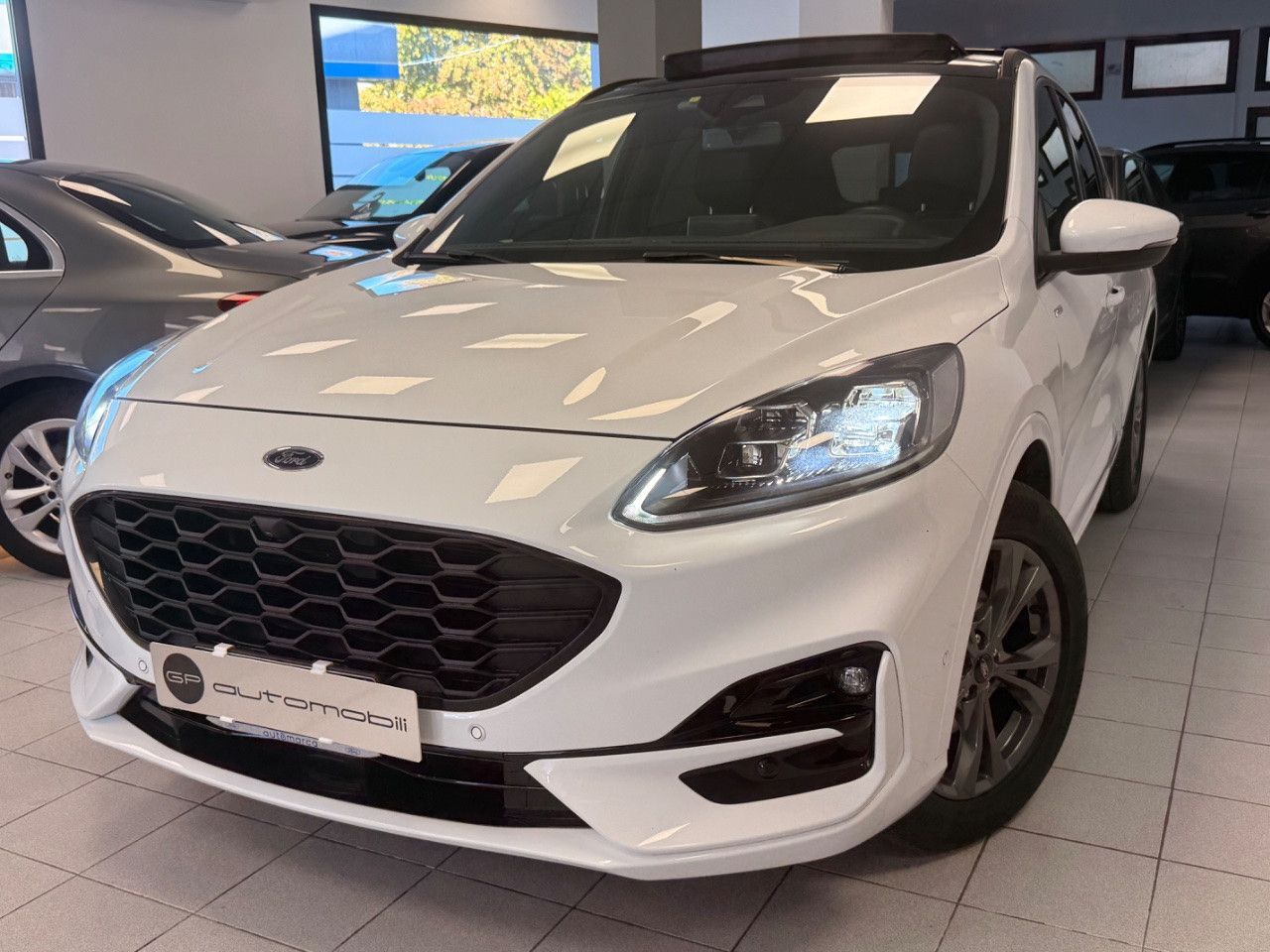 Ford Kuga 2.5 full hybrid ST-Line 190cv TETTO imagem 3