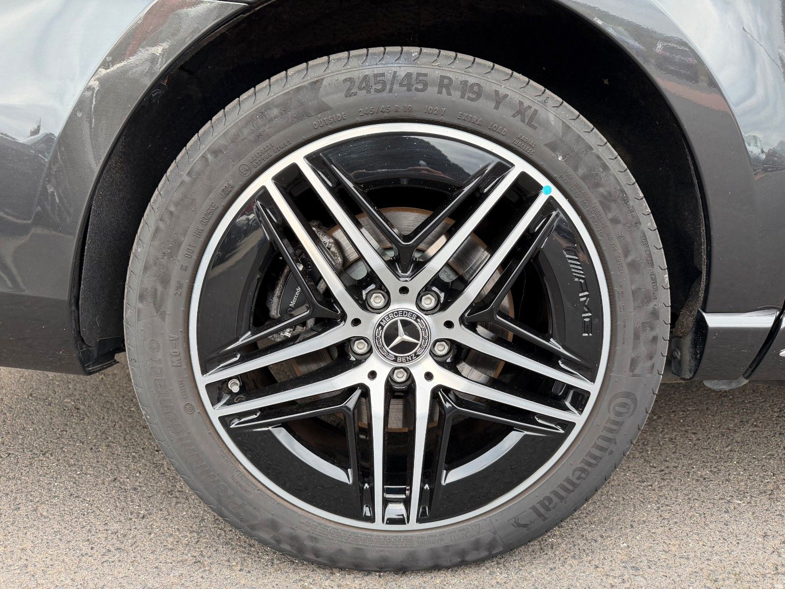 Fahrzeugabbildung Mercedes-Benz V 300 d 4MATIC EXCLUSIVE AMG Panorama Standheiz