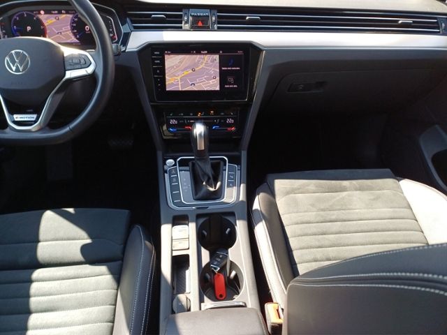 Passat Variant 2.0 TDI Elegance DSG/ACC/AHK/4MOT