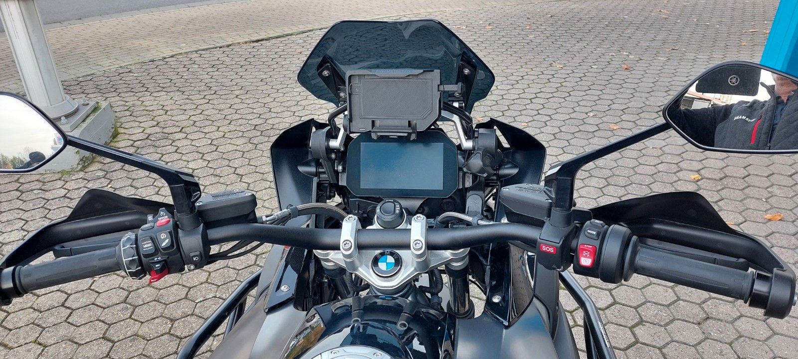Fahrzeugabbildung BMW R 1250 GS Triple B.  tief  3 Koffer u.v.m