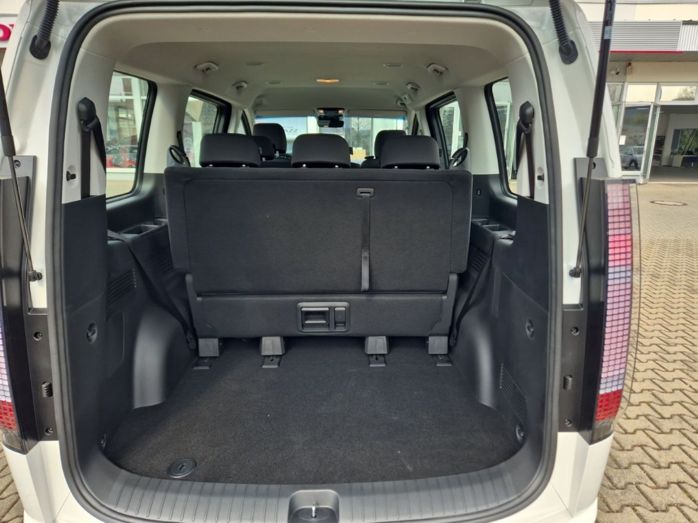 Hyundai Staria – Bild 12