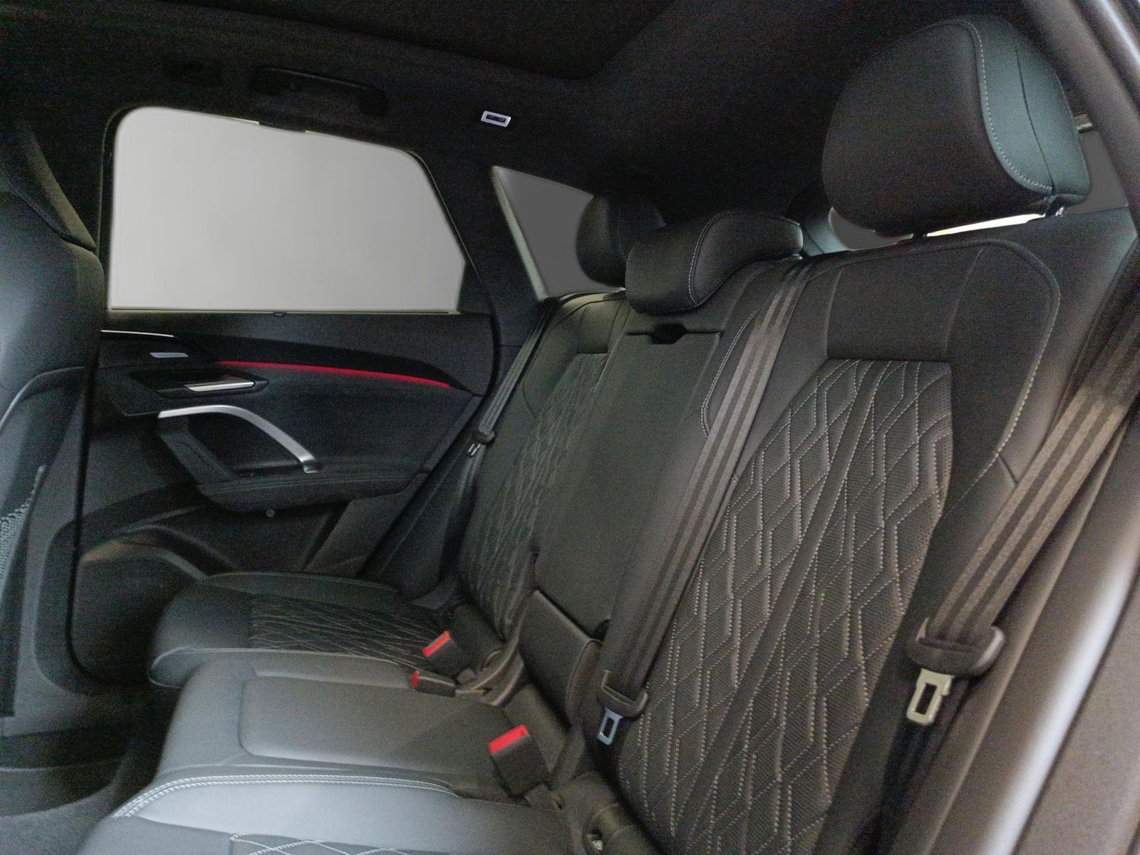 Audi SQ5 - Bild 18