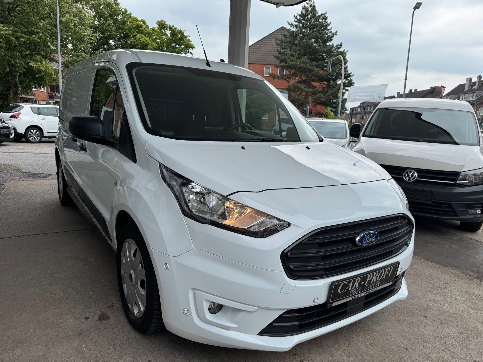 Fahrzeugabbildung Ford Transit Connect Kasten lang Autom. AppConect/1.H
