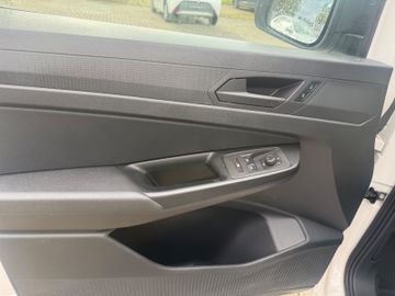 Volkswagen Caddy - 10