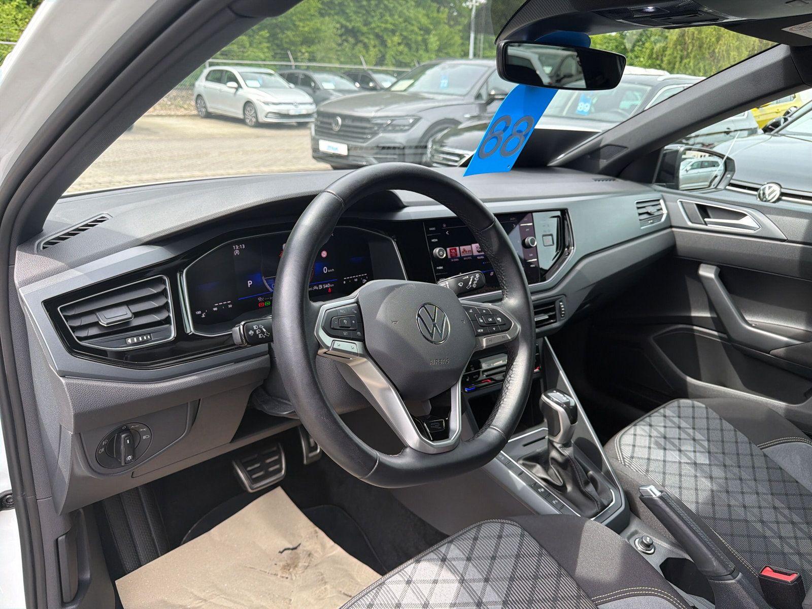 Polo R-Line TSI DSG Apple CarPlay Matrix R-Line