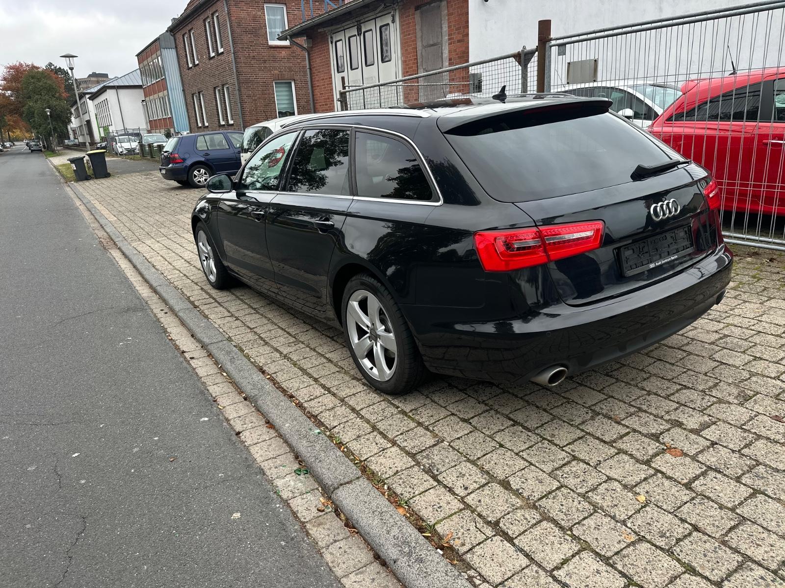 Audi Quattro 2011 — photo 6