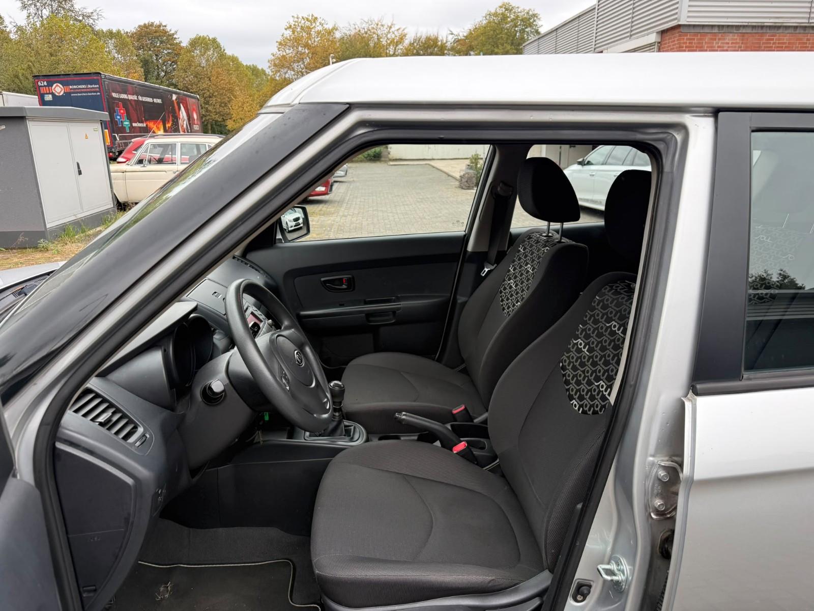 Kia Soul 2010 — photo 9