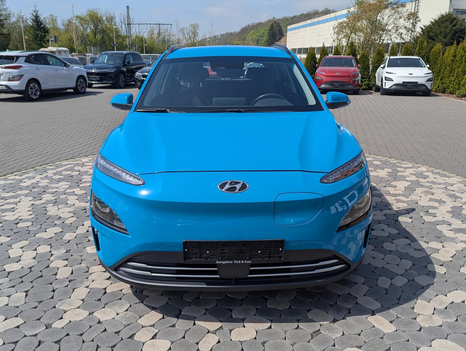 Hyundai Kona Elektro Select ACC SHZ LHZ CAM Smart-Link