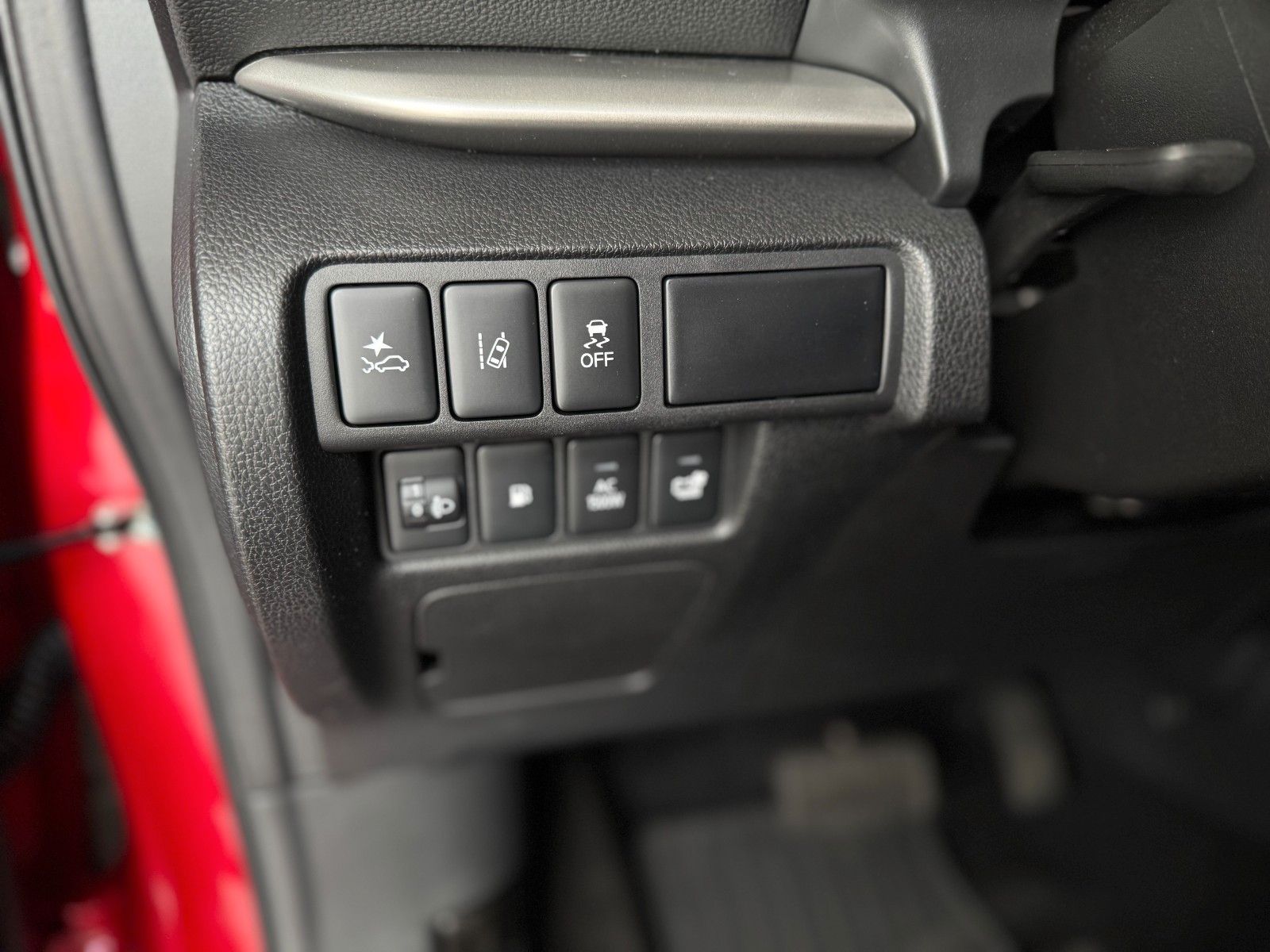 Fahrzeugabbildung Mitsubishi Eclipse Cross 2.4 PHEV Select Black 4WD "AHK"