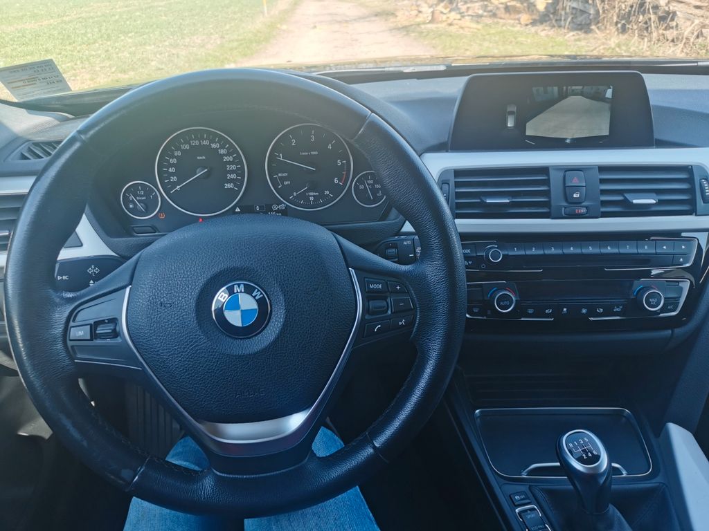 Image of BMW 318