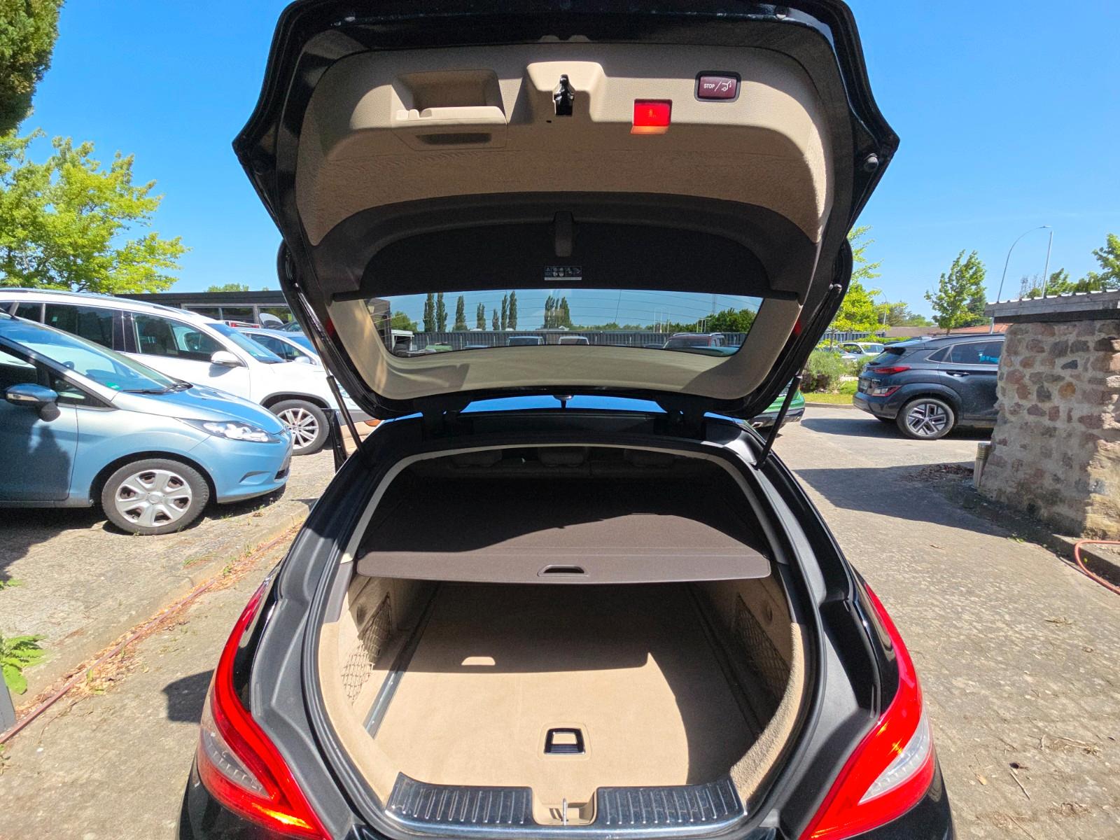 Mercedes-Benz CLS 350 Shooting Brake*AMG Line*