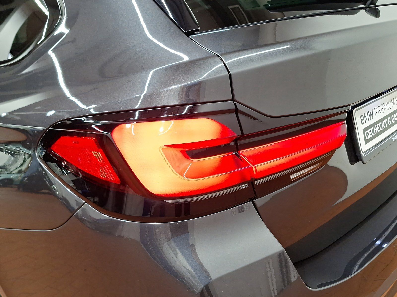 BMW 520d xDrive Touring M Sport AHK LiveCockpitProf foto 10