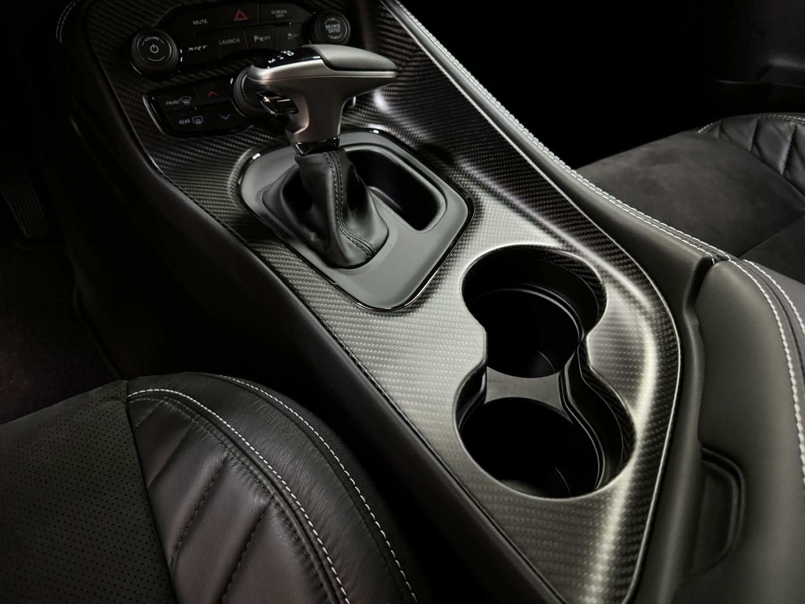 Fahrzeugabbildung Dodge CHALLENGER HELLCAT JAILBREAK -LAST CALL-CARBON