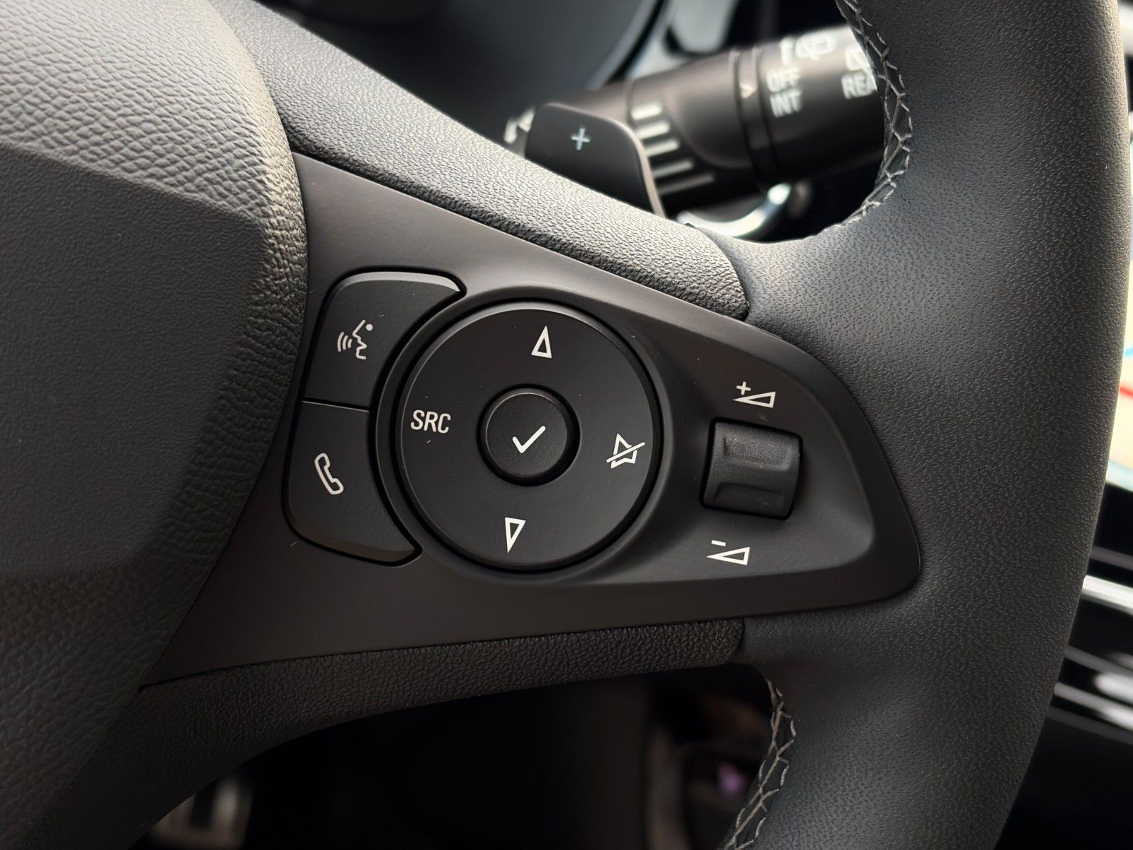Fahrzeugabbildung Opel Corsa F GS 1.2 Turbo Kamera ACC SHZ LHZ CarPlay