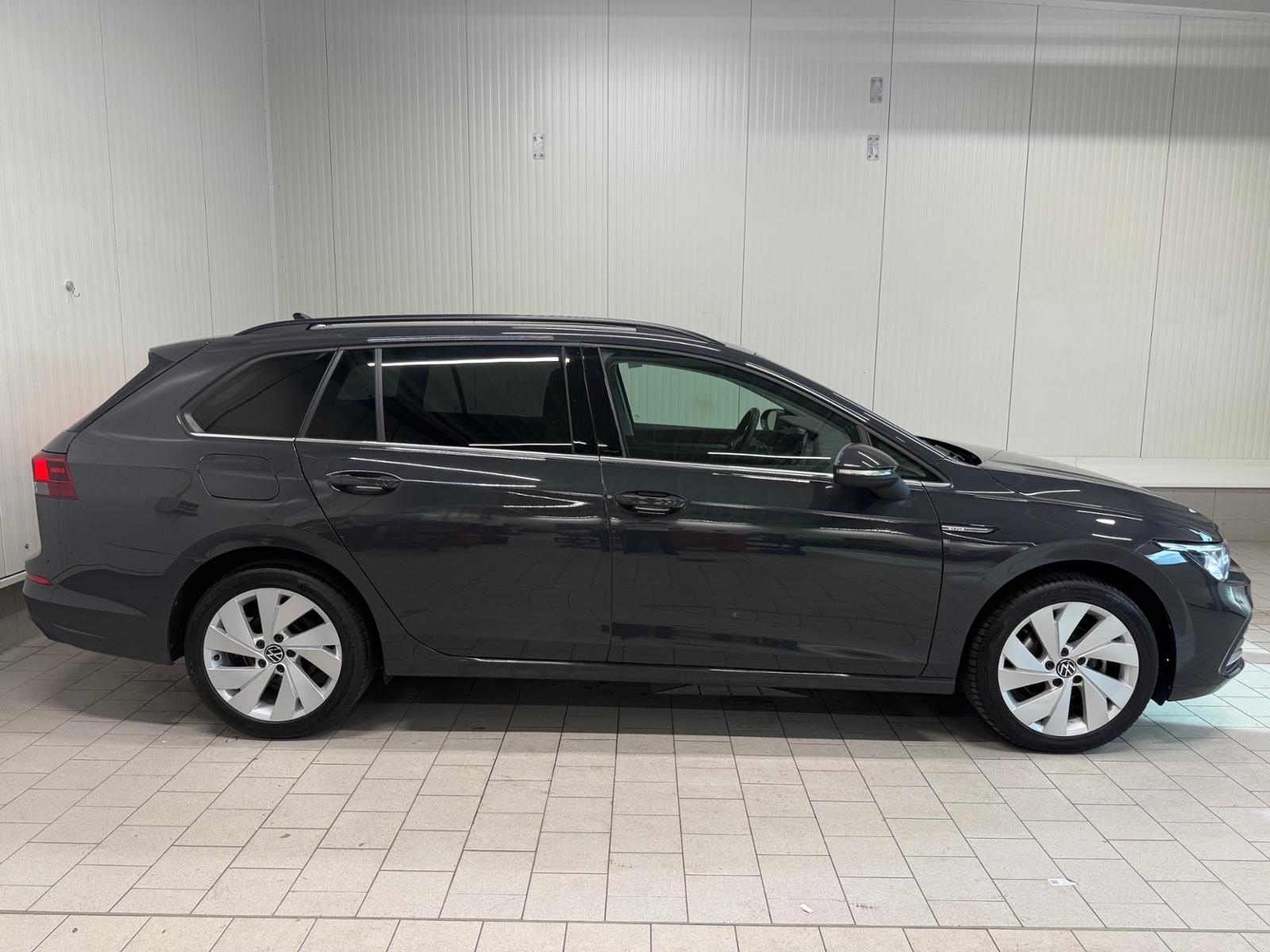 Volkswagen Golf VIII Variant Style 1.5 eTSI DSG AHK STANDHZ, миниатюра 7