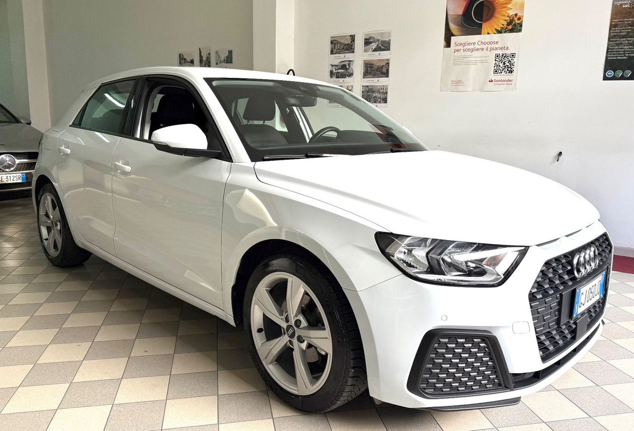 Audi A1 SPB 30 TFSI S tronic Admired imagem 3