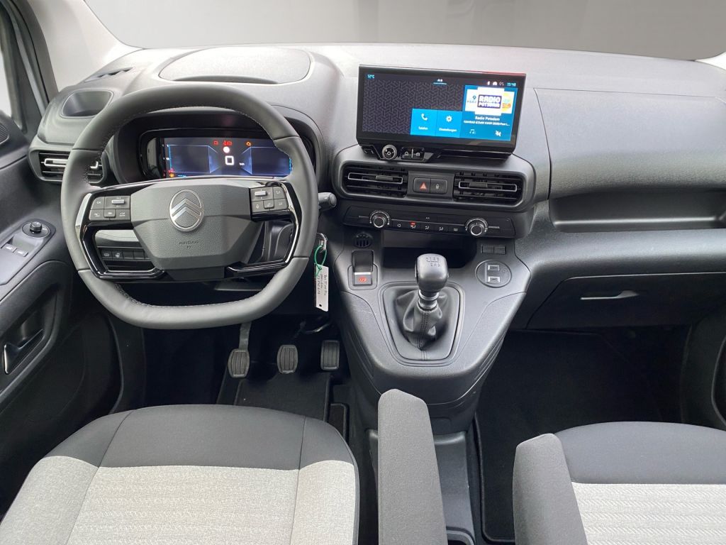 Fahrzeugabbildung Citroën Berlingo M PureTech 110 PLUS