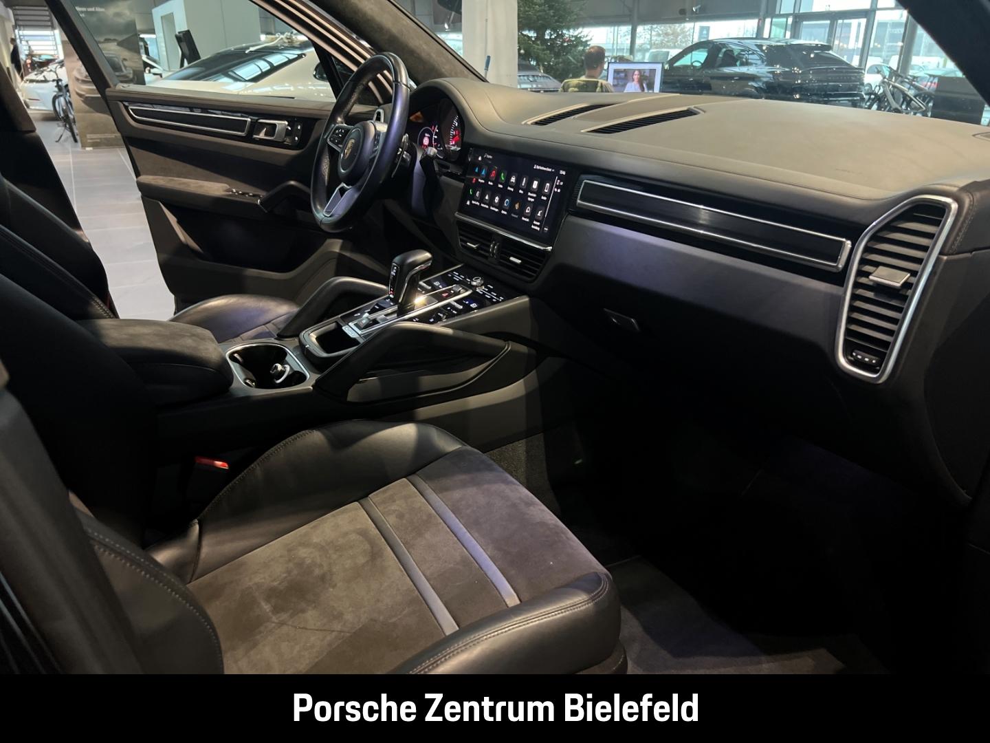 Porsche Cayenne GTS Surround-View Luftfederung 21-Zoll