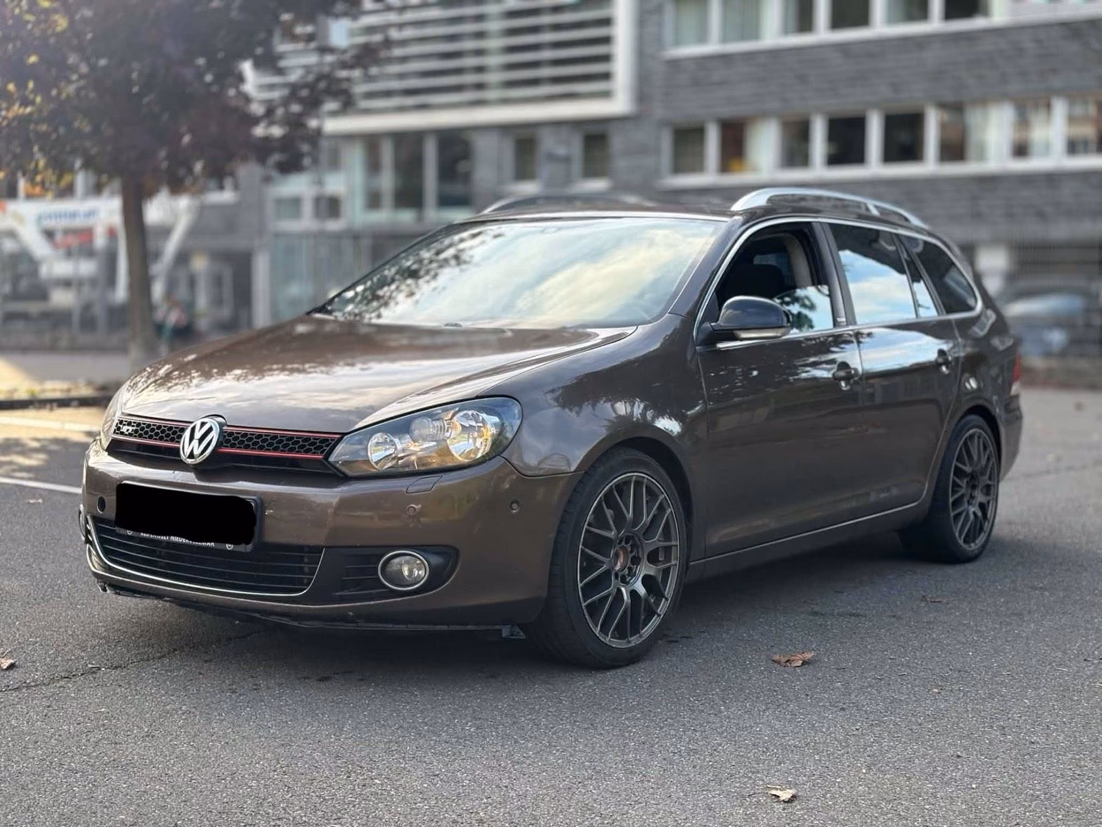 Volkswagen Golf 2012 — vehicle for AFU Ukraine