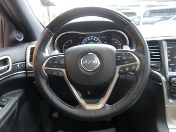 Jeep Grand Cherokee - 9
