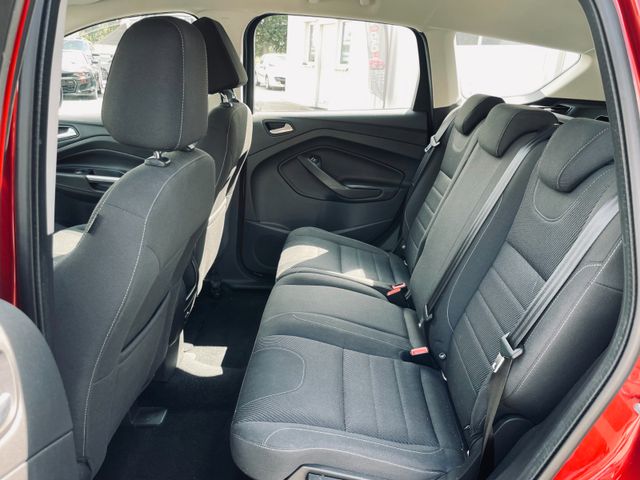 Ford KUGA* AHK*SCHECKHEFT*BEHEIZ.FRONT* SOMMERWINTER