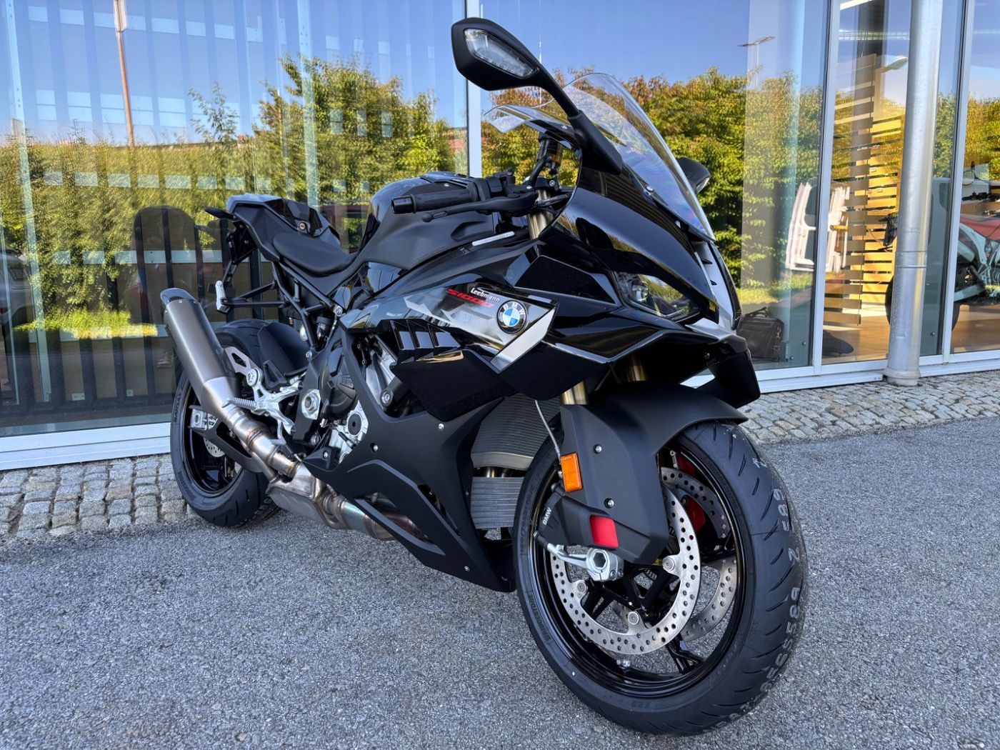 Fahrzeugabbildung BMW S 1000 RR Race- und Dynamikpaket