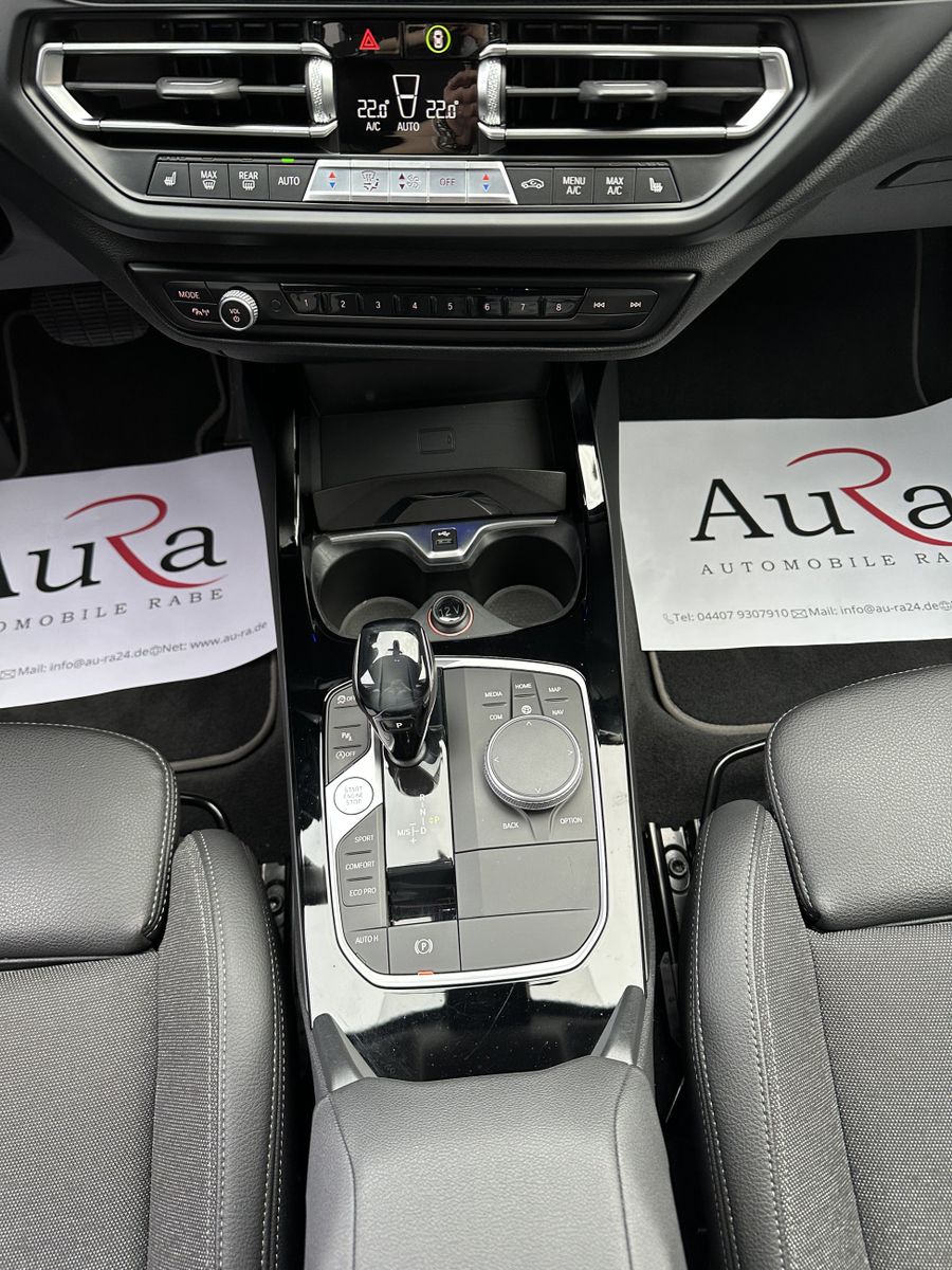 Fahrzeugabbildung BMW 118d Aut. Sport-Line NAV+LED+AHK+PDC+17ZOLL+2HD