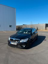 Skoda Octavia 2.0 TFSI RS Combi RS Motor neu - Skoda Octavia aus 2012: RS