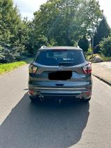 Ford Kuga 1,5 # 4x4 134kW Vignale Autom. # AHK - Ford Kuga Gebrauchtwagen in Hamburg