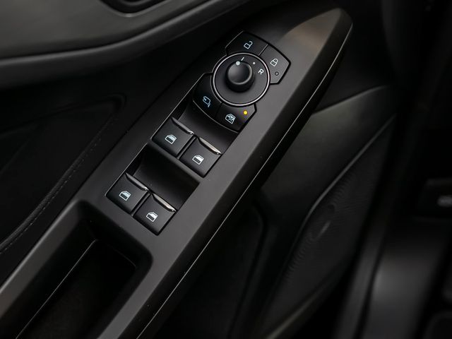 Ford Focus 1.0 Titanium Stauassistent Kamera Navi