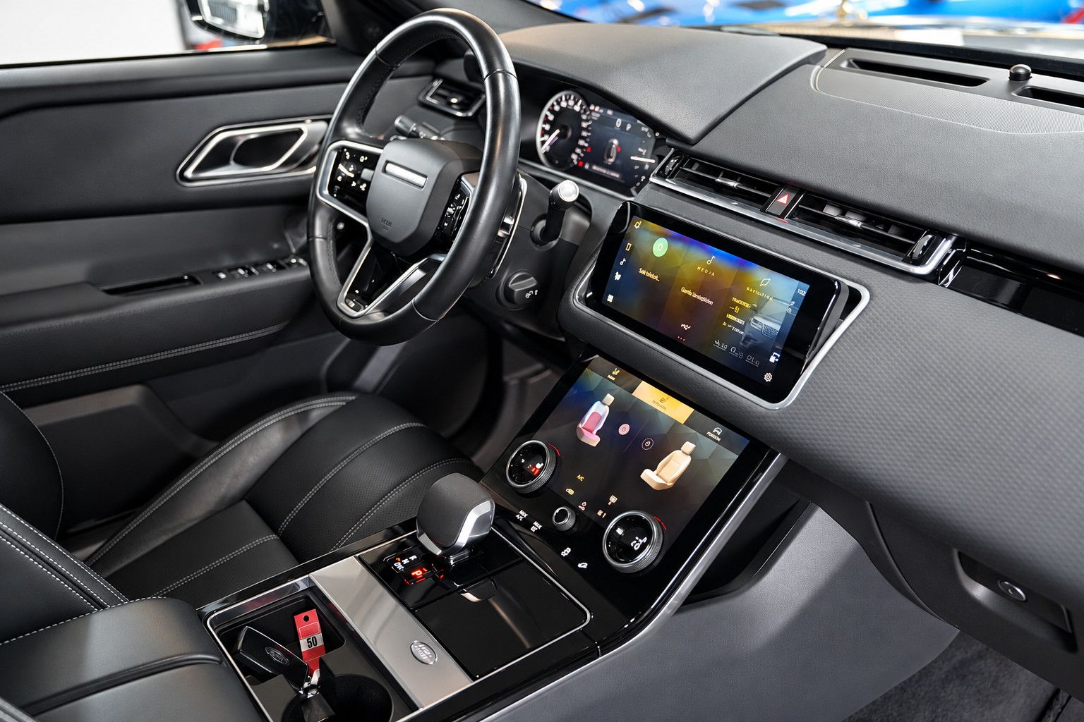 Fahrzeugabbildung Land Rover Range Rover Velar /360*Cam/LED/CapPlay/LEDER/