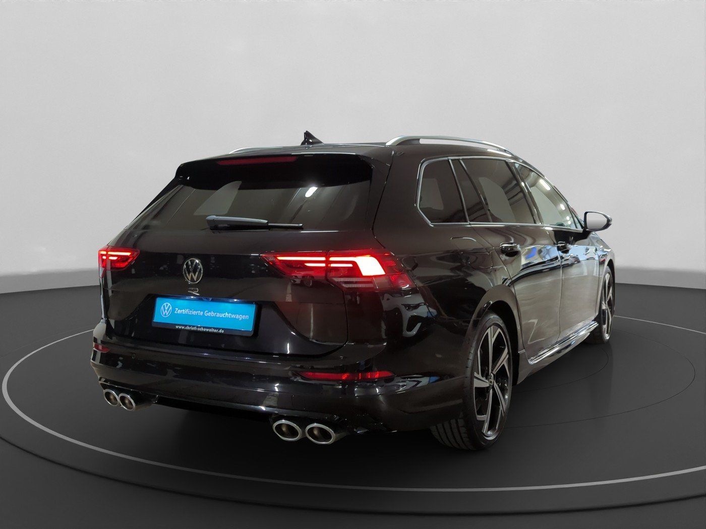 Volkswagen Golf VIII R Variant 2.0 TSI 4M DSG LED PANO NAVI foto 5