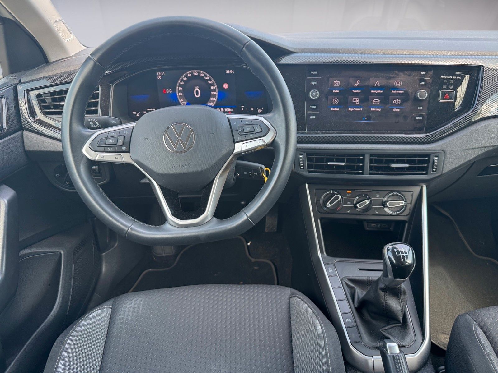Fahrzeugabbildung Volkswagen Polo VI Life 1.0 TSI