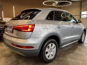 Audi Q3 design quattro *BI-XENON*PDC*NAVI*SHZ*MFL*LED