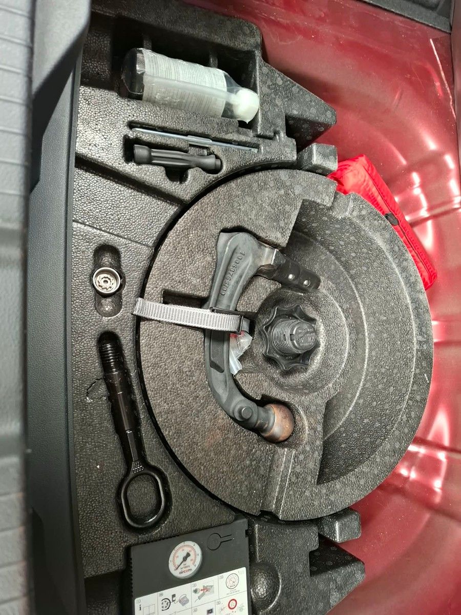 Fahrzeugabbildung Volkswagen T-Roc Style 1,5 TSI DSG +ACC+LED+IQ.Drive+Kamera